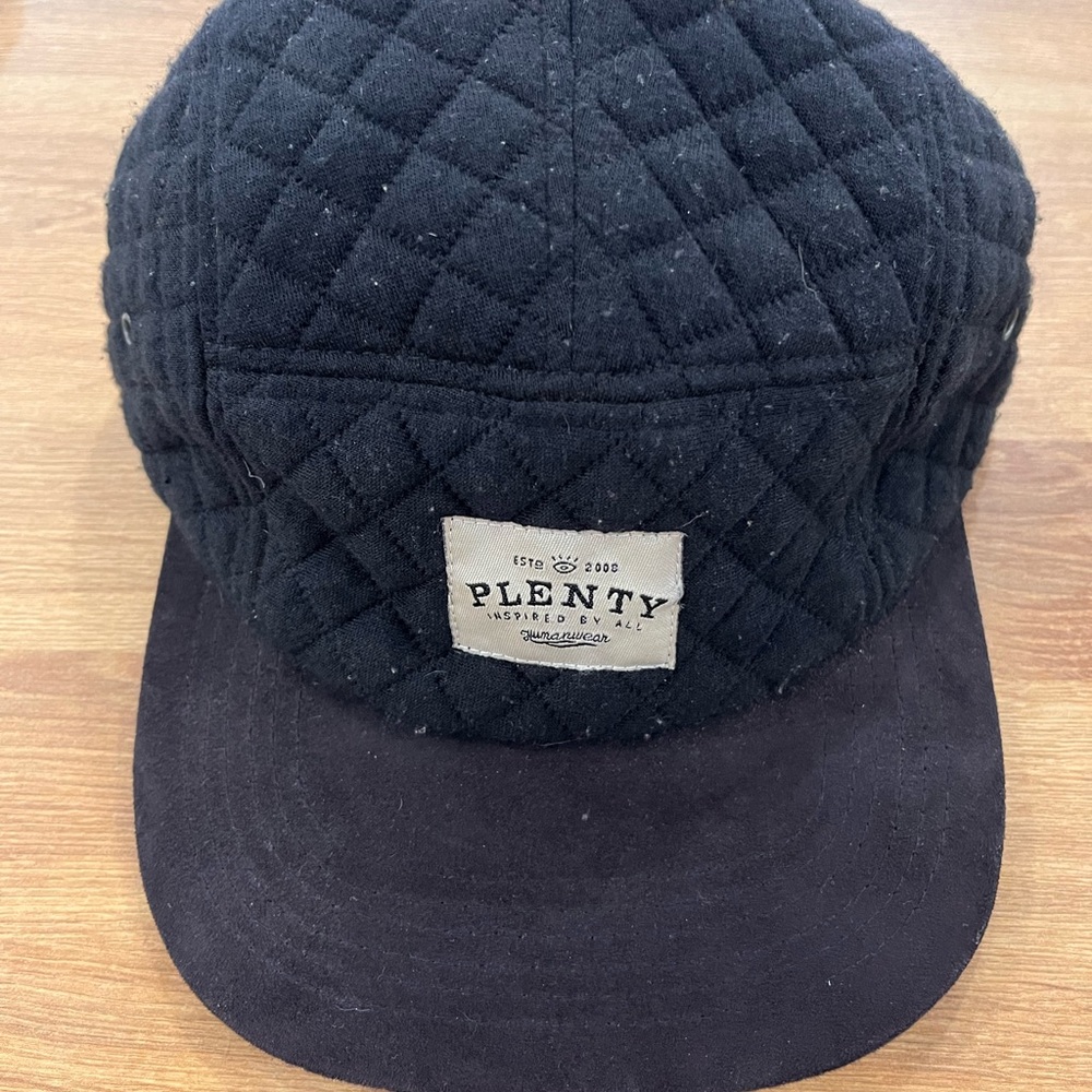 Black Quilted Men's Hat